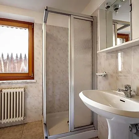 Le Vieux Noyer - Al Villaggio Di Rumiod Отель Сарр
