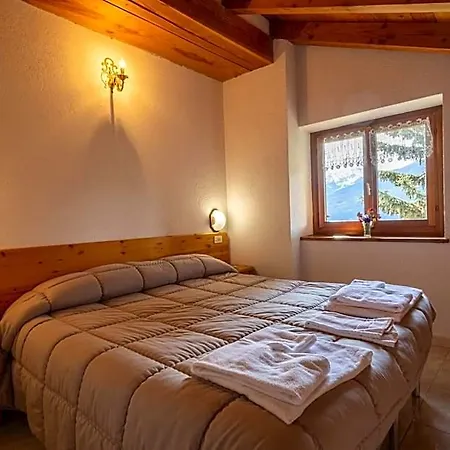 Le Vieux Noyer - Al Villaggio Di Rumiod Отель