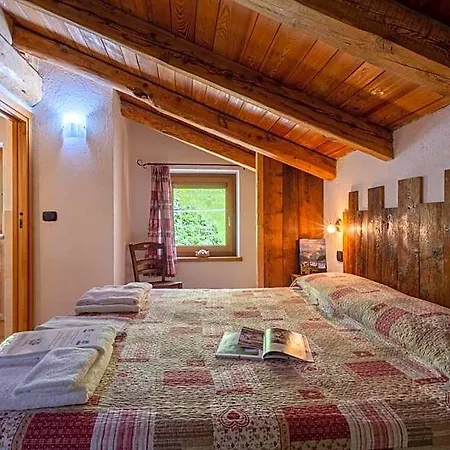 Le Vieux Noyer - Al Villaggio Di Rumiod 3*