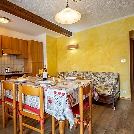 Le Vieux Noyer - Al Villaggio Di Rumiod Отель 3*