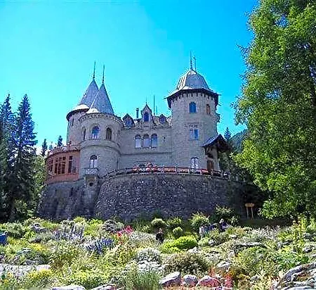 Le Vieux Noyer - Al Villaggio Di Rumiod Отель